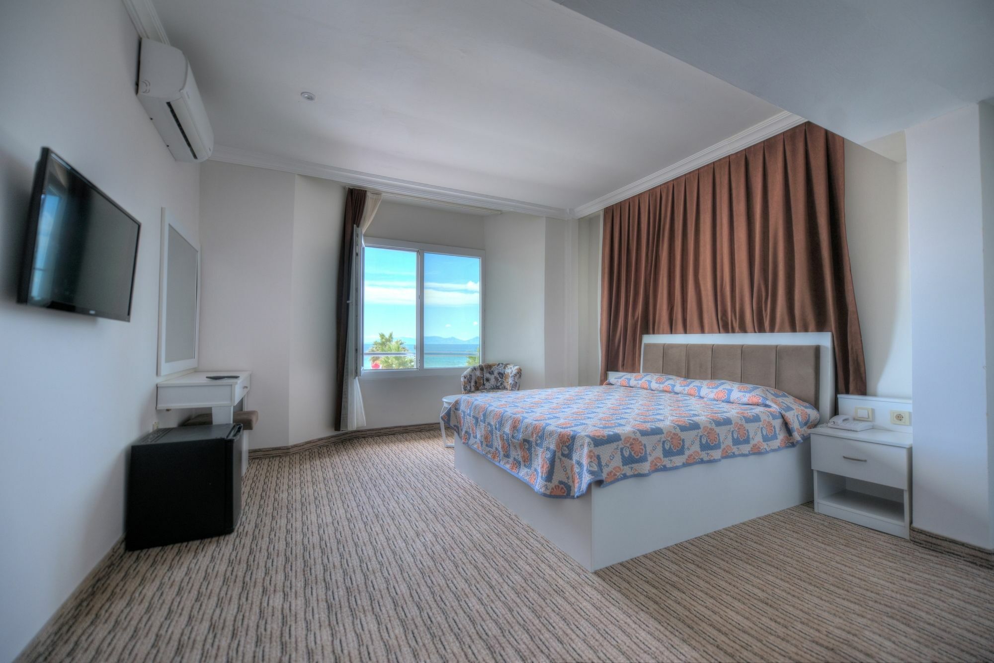 Ayvalı Alder Hotel מראה חיצוני תמונה